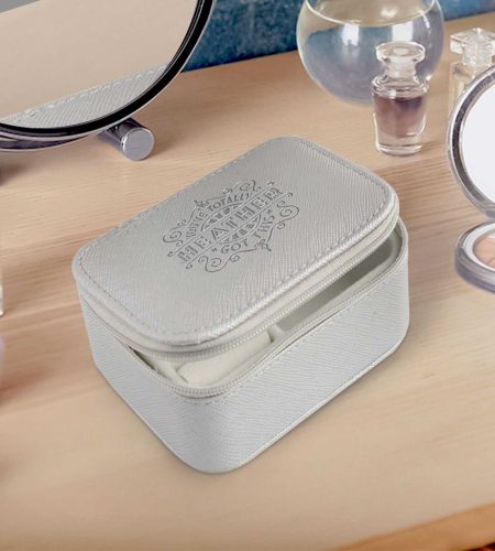 21120-jewellery-box-lifestyle-1-5.jpg